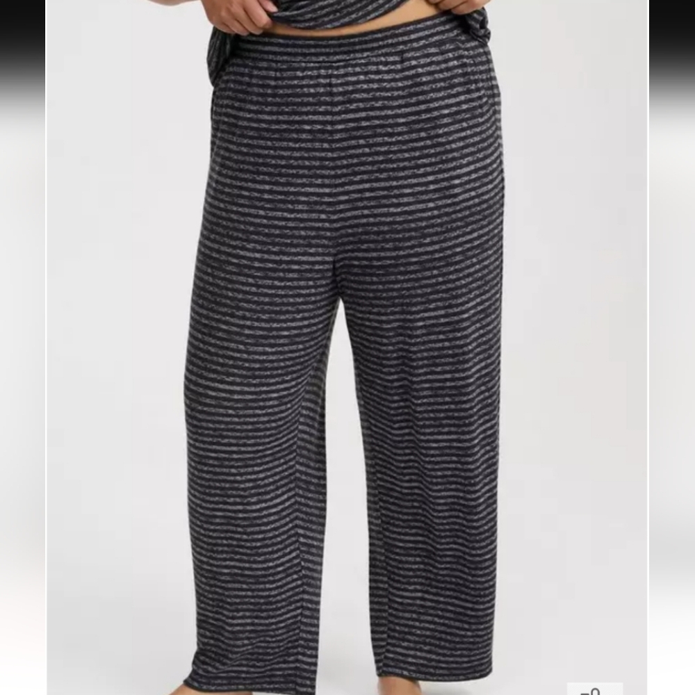 Torrid Super Soft Plush Straight Leg Sleep Pant - Picture 2 of 4